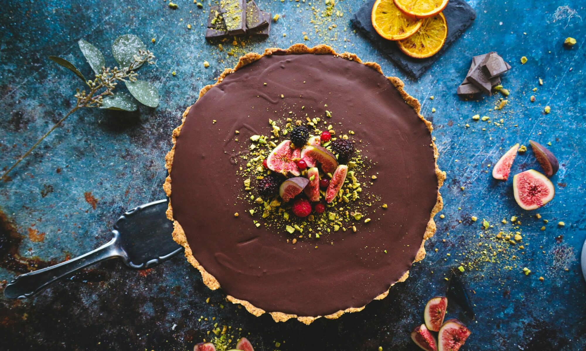 Un gâteau au chocolat