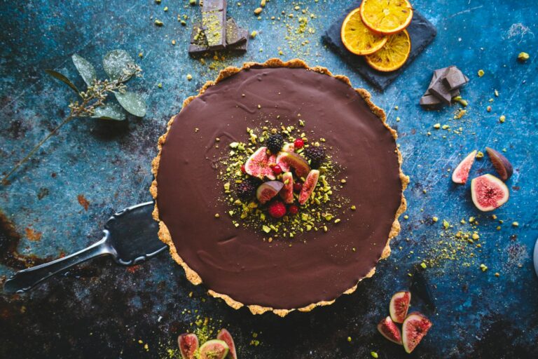 Un gâteau au chocolat